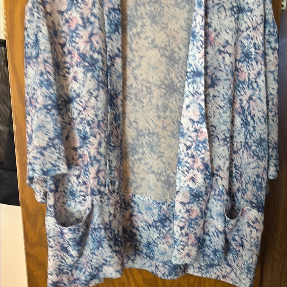 Floral Patterned Kimono